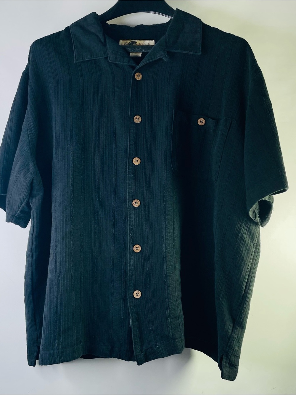 Joe Marlin Casual Resort Short-Sleeve Button-Down Shirt in Dark Black Very Light
